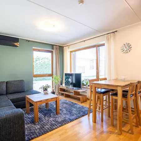 Heina Apartment *